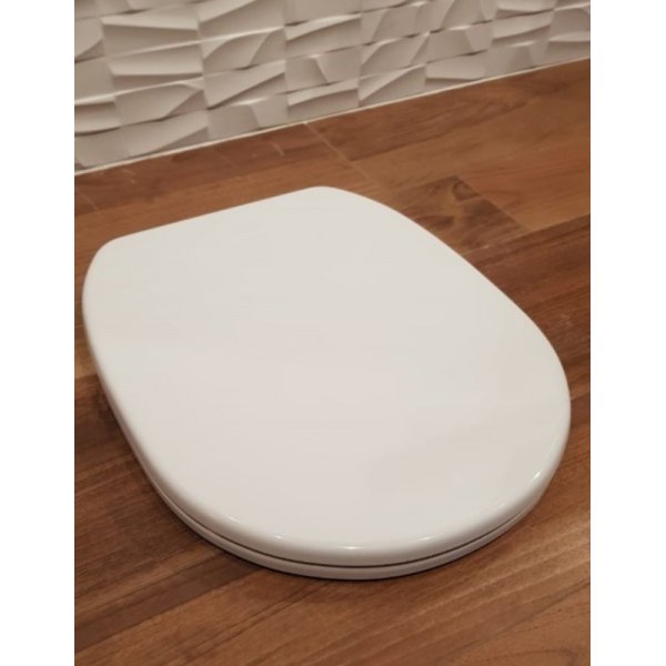 Copriwater in resina termoindurente colore bianco