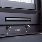 Stufa a legna TQ33 con base portalegna e kit di rotazione 360°